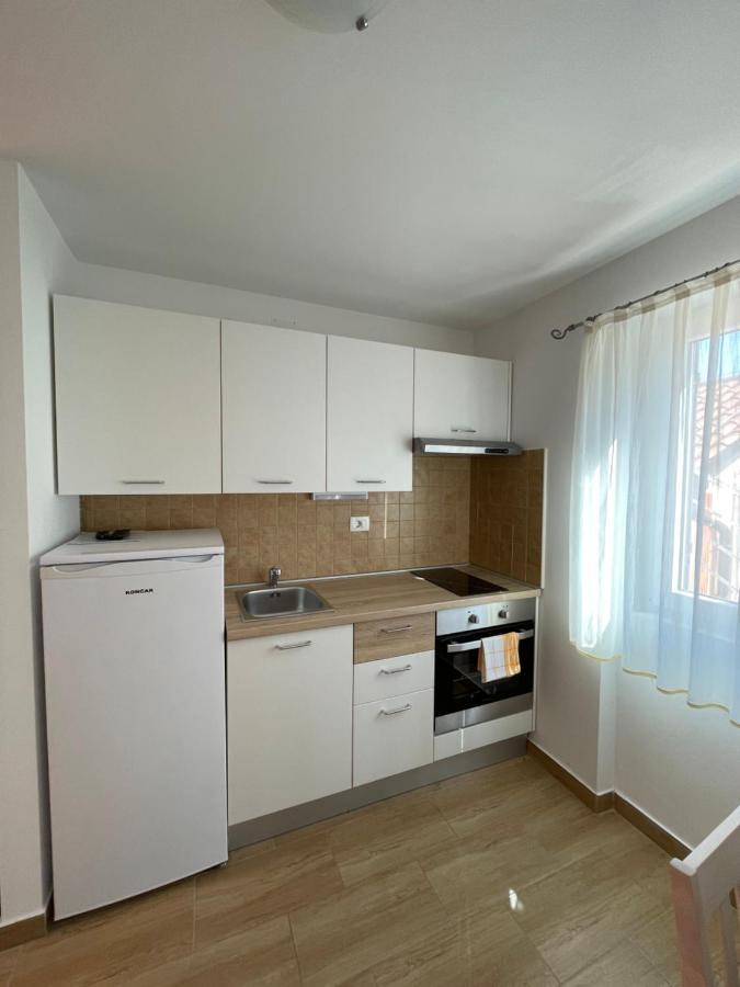 Rozmaryn Apartment Nerezine Ngoại thất bức ảnh